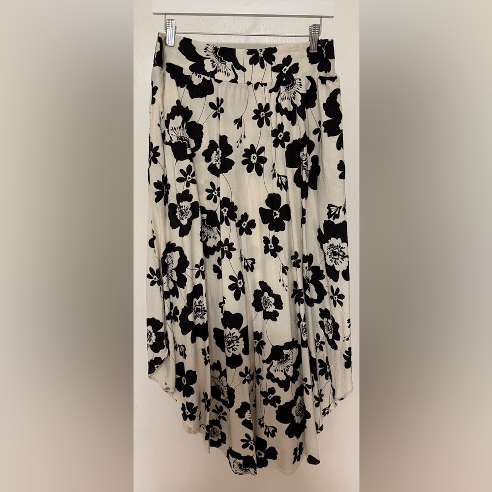 Final Touch Black and White Floral Maxi Skirt